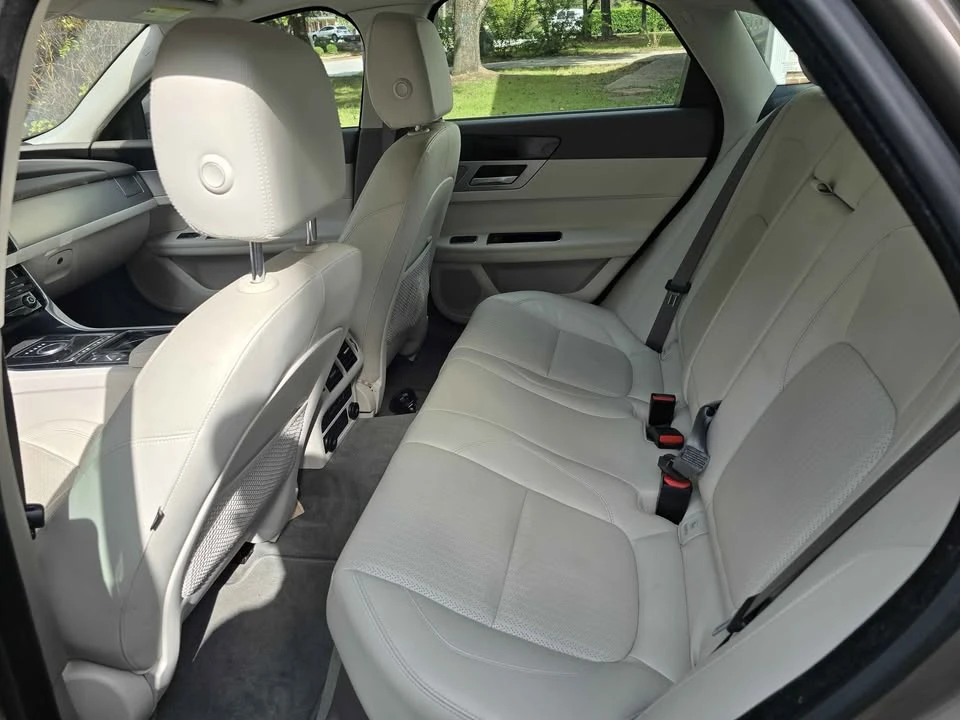 2016 Jaguar X260 XF - Image 8 of 17