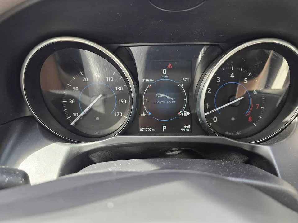 2016 Jaguar X260 XF - Image 10 of 17
