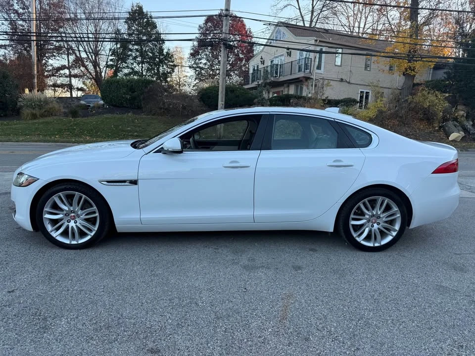 2016 Jaguar X260 XF - Image 2 of 13