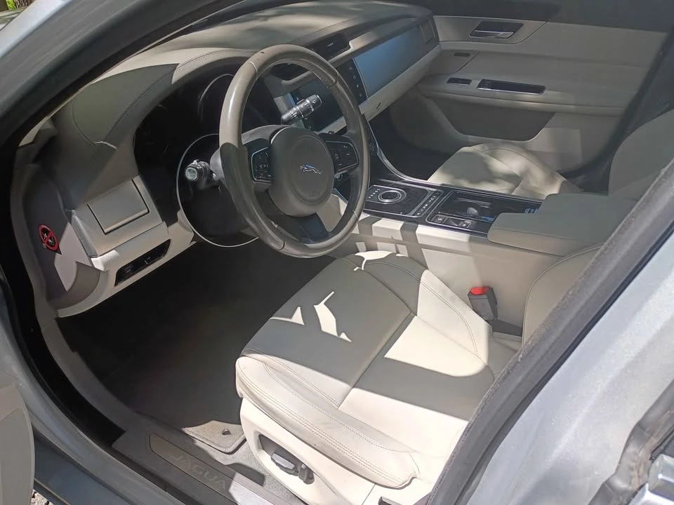 2016 Jaguar X260 XF - Image 5 of 6