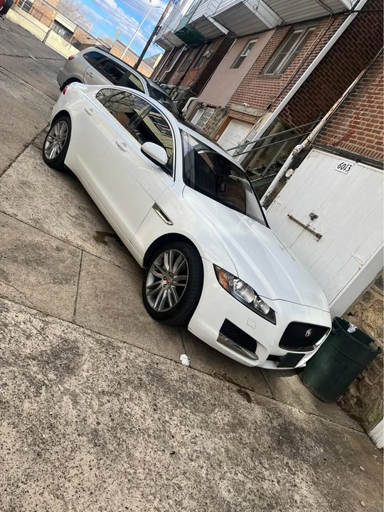 2016 Jaguar X260 XF - Image 2 of 4
