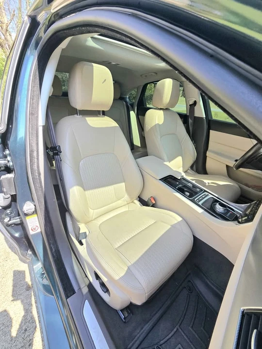 2016 Jaguar X260 XF - Image 17 of 18