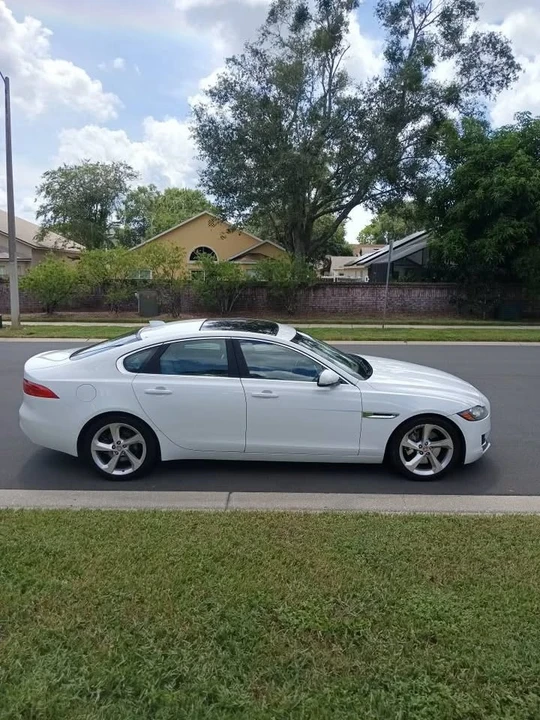 2016 Jaguar X260 XF - Image 6 of 18