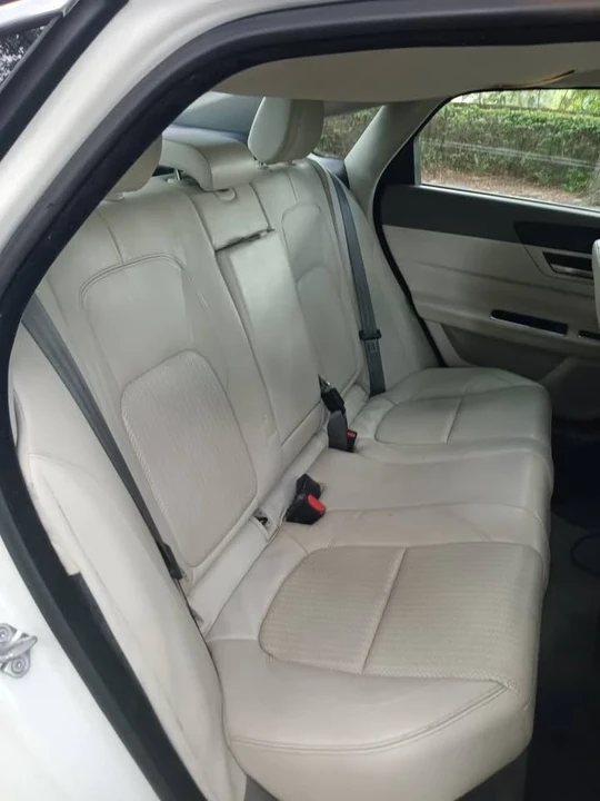 2016 Jaguar X260 XF - Image 17 of 18