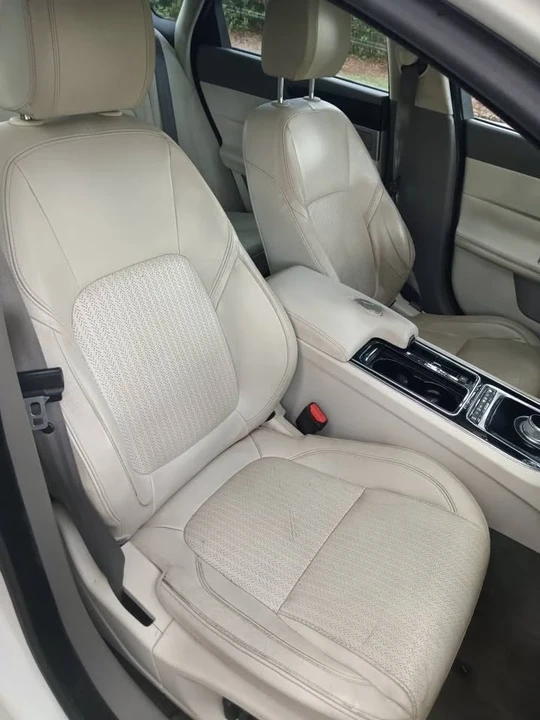 2016 Jaguar X260 XF - Image 15 of 18