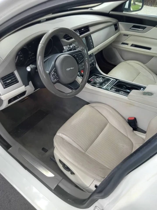 2016 Jaguar X260 XF - Image 7 of 15