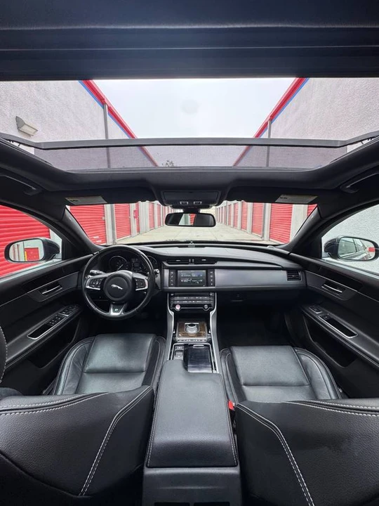 2016 Jaguar X260 XF - Image 10 of 15