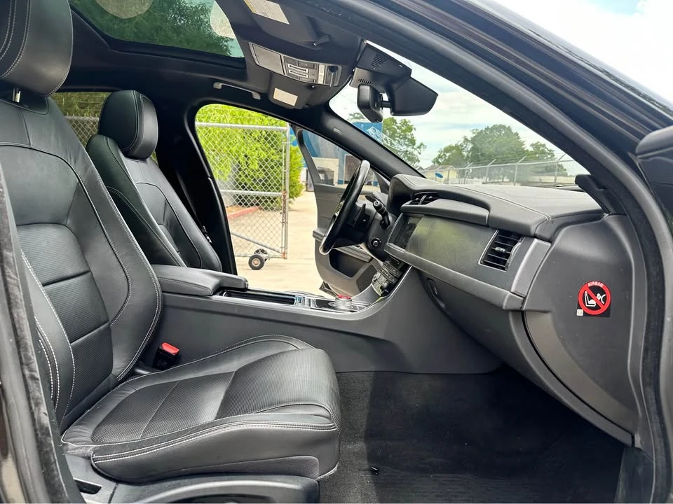 2016 Jaguar X260 XF - Image 16 of 20