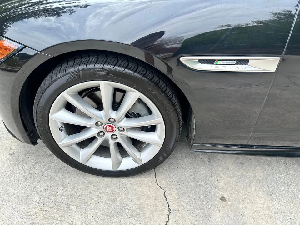 2016 Jaguar X260 XF - Image 9 of 19