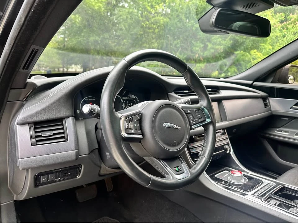2016 Jaguar X260 XF - Image 12 of 20