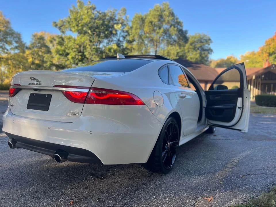 2016 Jaguar X260 XF - Image 2 of 12