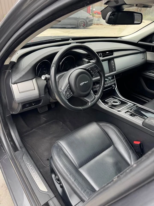 2016 Jaguar X260 XF - Image 15 of 20