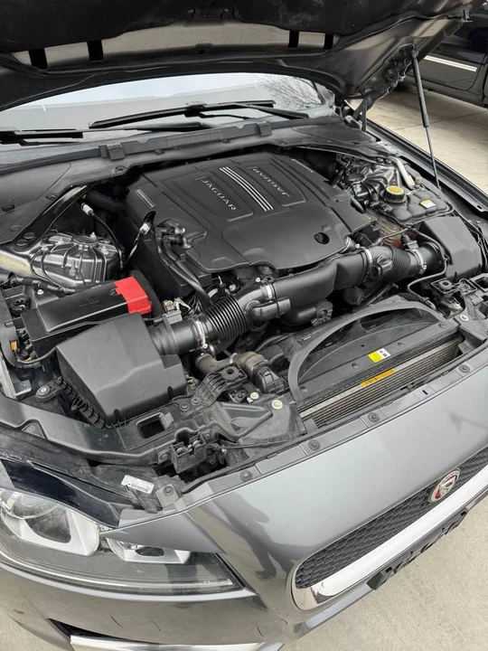 2016 Jaguar X260 XF - Image 12 of 20