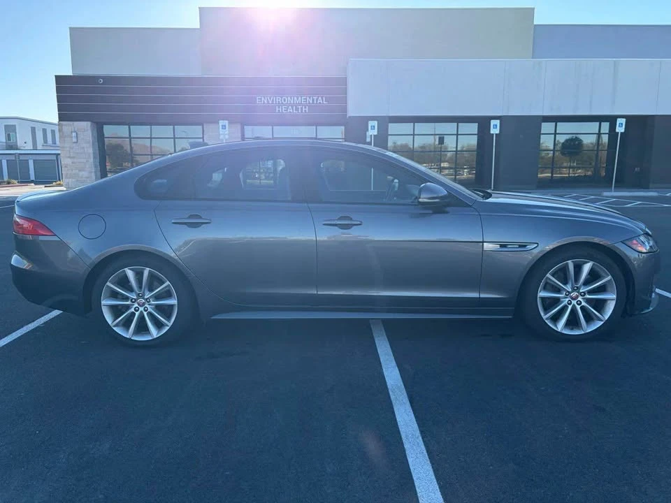 2016 Jaguar X260 XF - Image 2 of 15