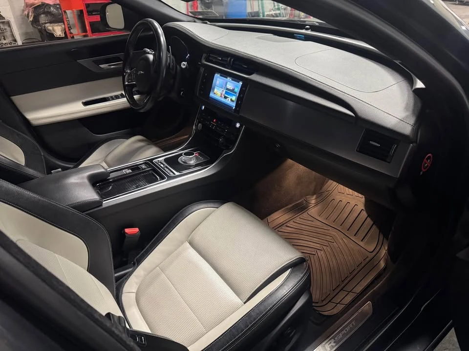 2016 Jaguar X260 XF - Image 4 of 12