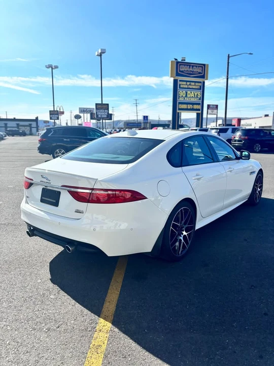2016 Jaguar X260 XF - Image 10 of 11