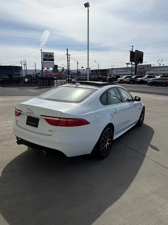 2016 Jaguar X260 XF - Image 11 of 12