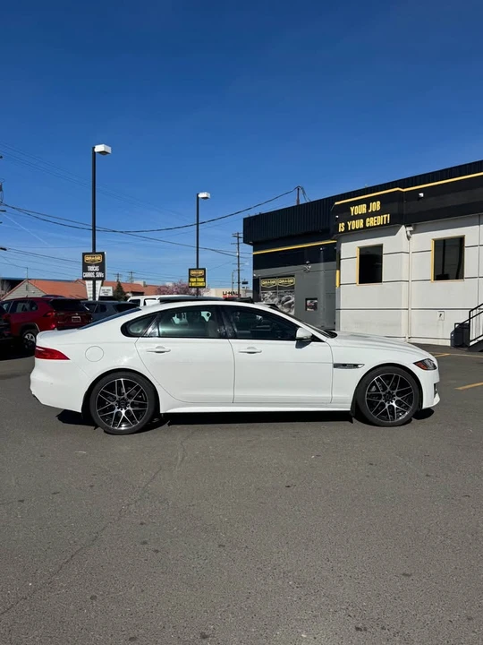 2016 Jaguar X260 XF - Image 3 of 10