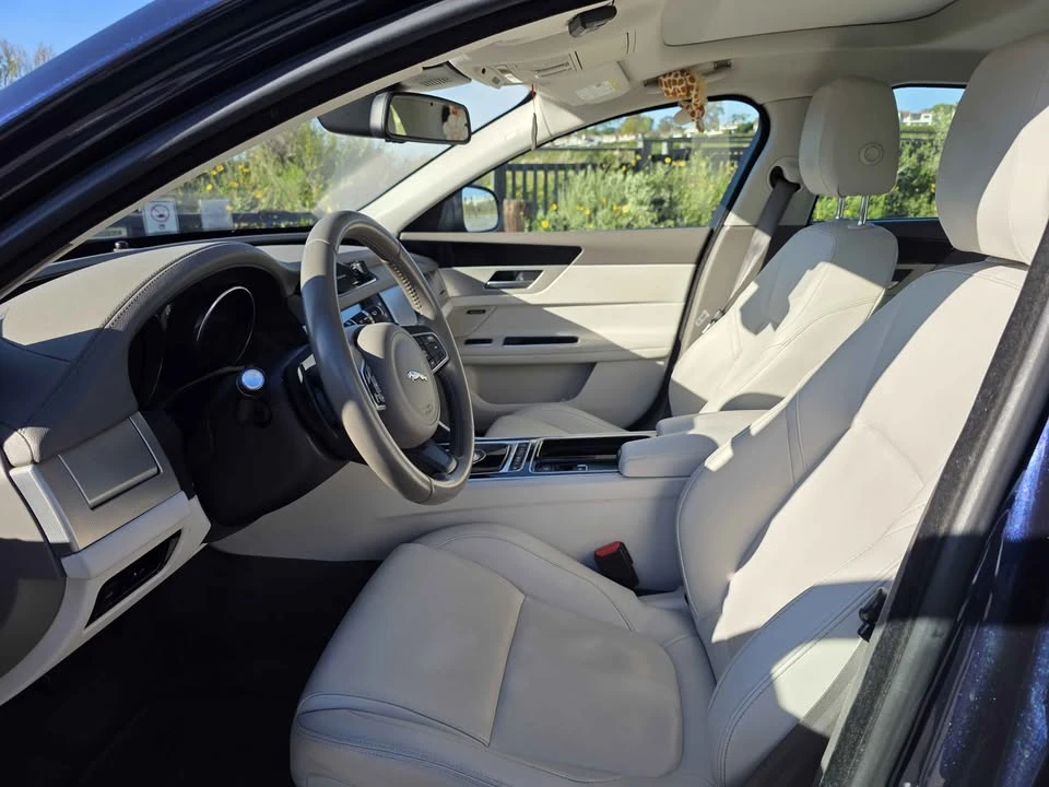 2016 Jaguar X260 XF - Image 7 of 9