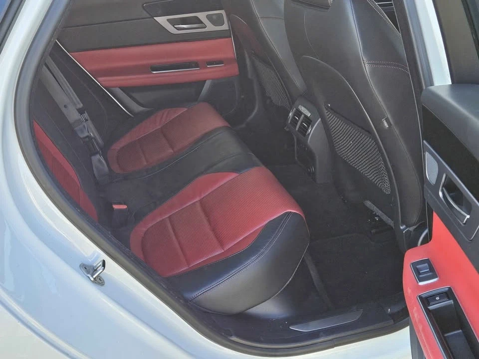 2016 Jaguar X260 XF - Image 8 of 18