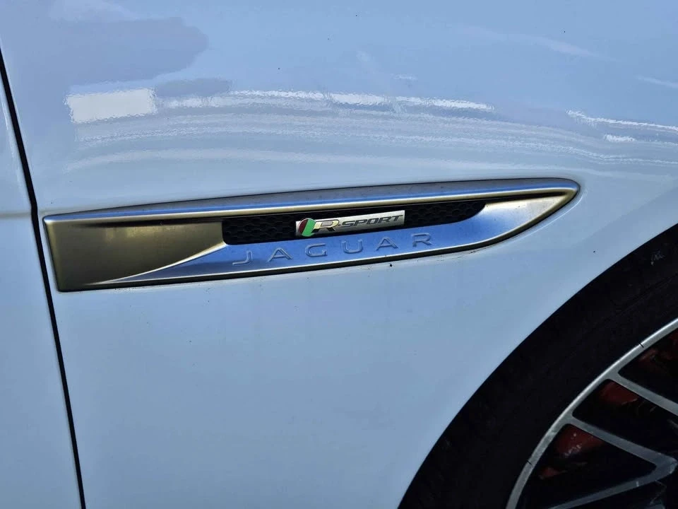 2016 Jaguar X260 XF - Image 11 of 18