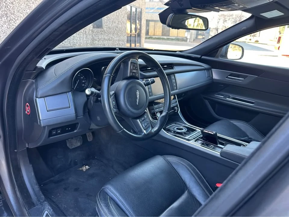 2016 Jaguar X260 XF - Image 7 of 14