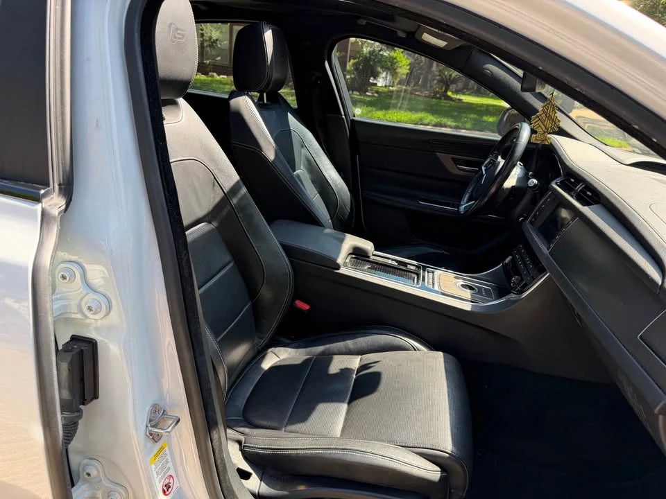 2016 Jaguar X260 XF - Image 17 of 20
