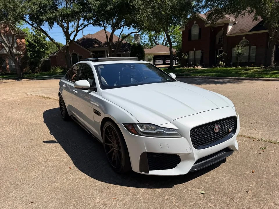 2016 Jaguar X260 XF - Image 2 of 20