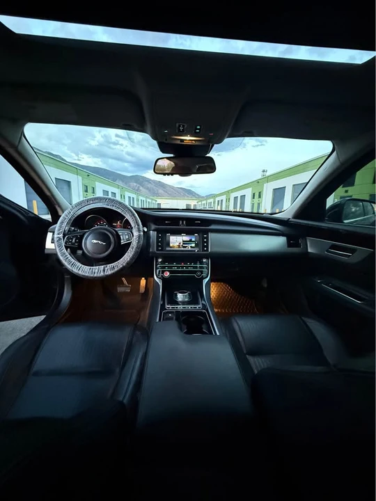 2016 Jaguar X260 XF - Image 15 of 17
