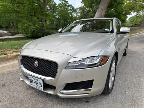2016 Jaguar XF 35t Premium