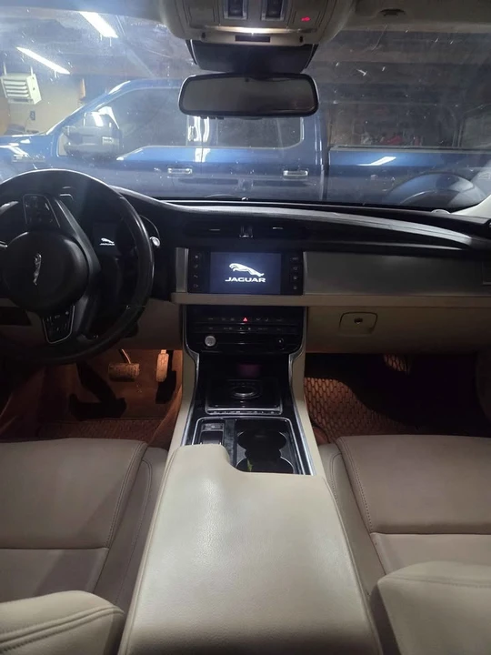 2016 Jaguar X260 XF - Image 3 of 5