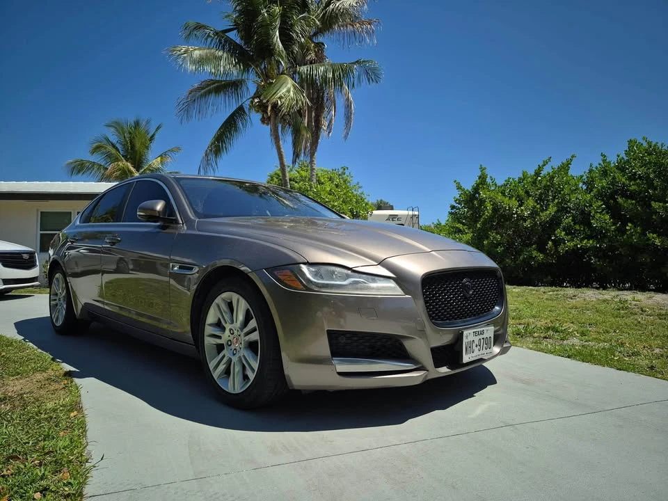 2016 Jaguar X260 XF - Image 2 of 12