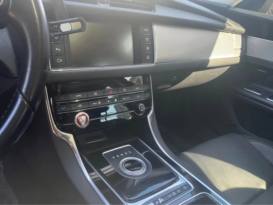 2016 Jaguar X260 XF - Image 11 of 12