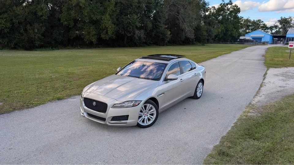 2016 Jaguar X260 XF - Image 2 of 19