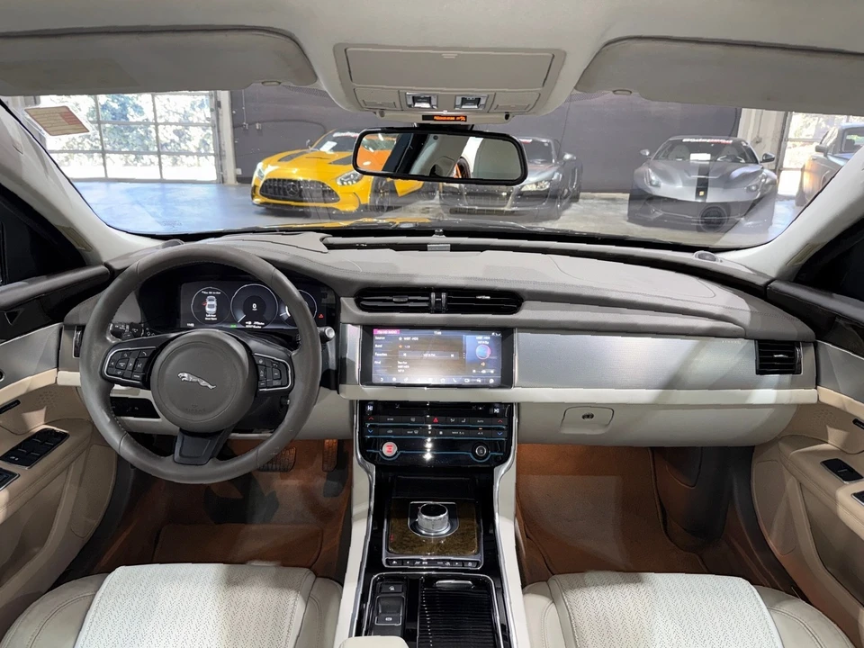 2016 Jaguar X260 XF - Image 10 of 12