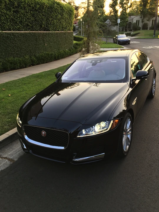 2016 Jaguar X260 XF - Image 2 of 10