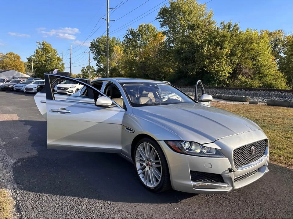 2016 Jaguar X260 XF - Image 10 of 20