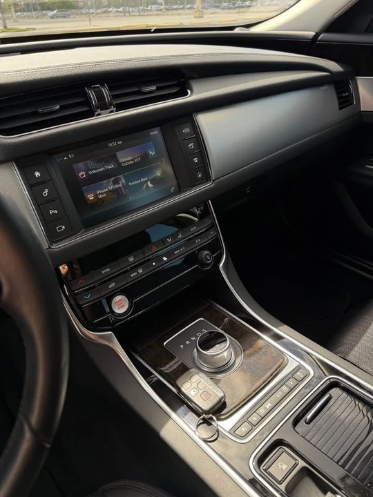 2016 Jaguar X260 XF - Image 9 of 14