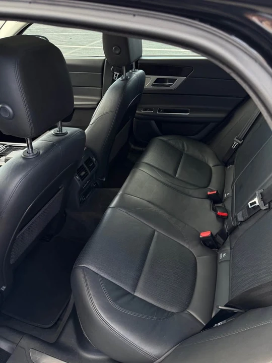 2016 Jaguar X260 XF - Image 10 of 14