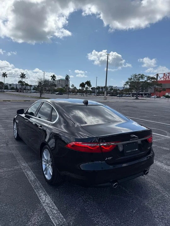 2016 Jaguar X260 XF - Image 5 of 14