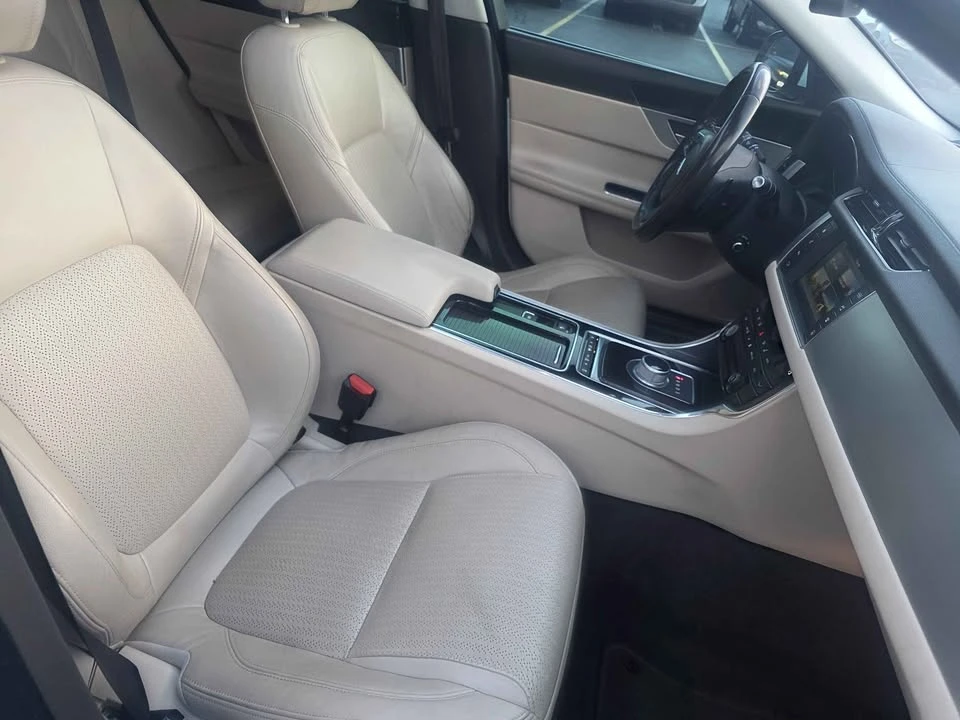 2016 Jaguar X260 XF - Image 12 of 19