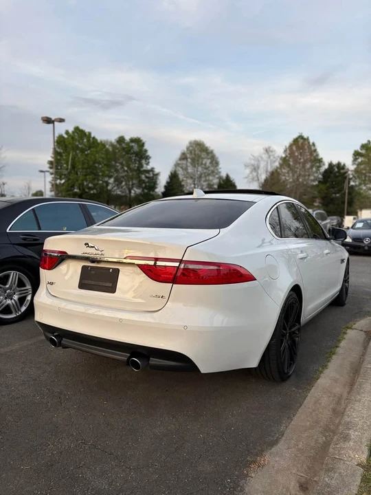 2016 Jaguar X260 XF - Image 4 of 10