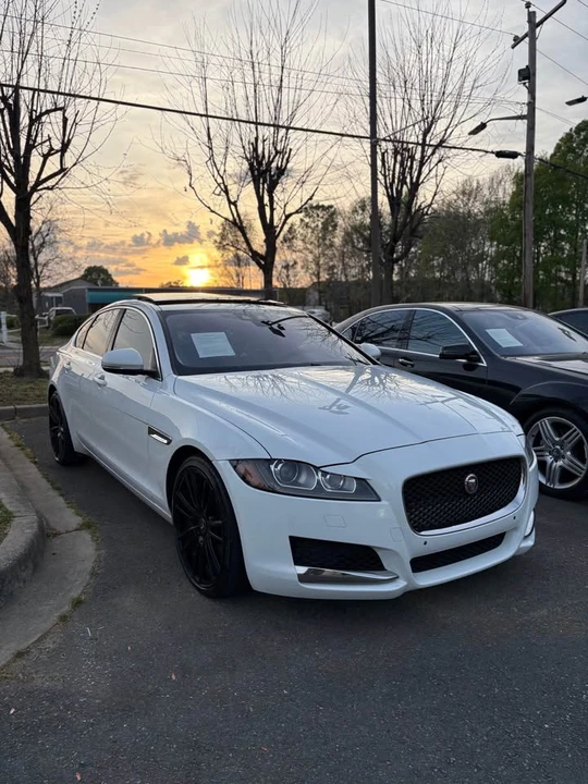 2016 Jaguar X260 XF - Image 3 of 10
