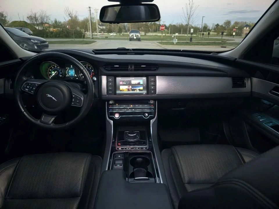 2016 Jaguar X260 XF - Image 8 of 16