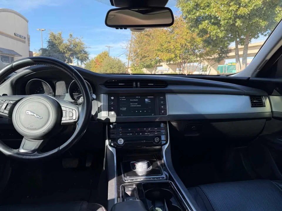 2016 Jaguar X260 XF - Image 8 of 15