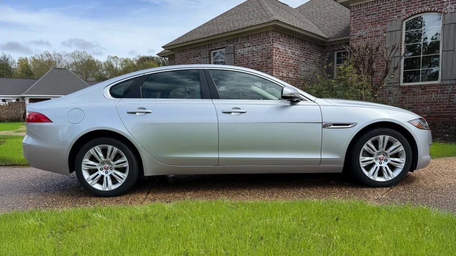 2016 Jaguar X260 XF - Image 9 of 13