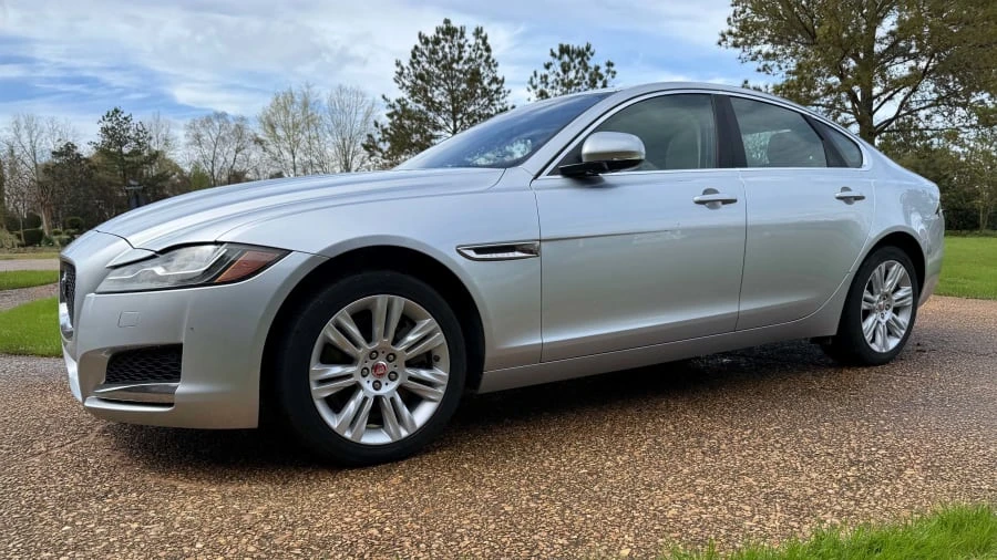 2016 Jaguar X260 XF - Image 8 of 13