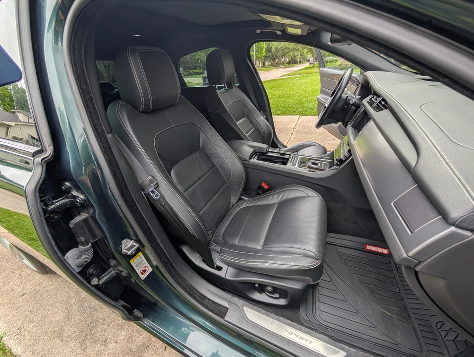 2016 Jaguar X260 XF - Image 27 of 31