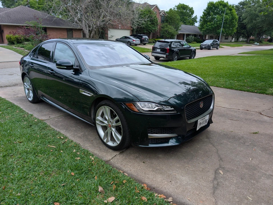 2016 Jaguar X260 XF - Image 8 of 31