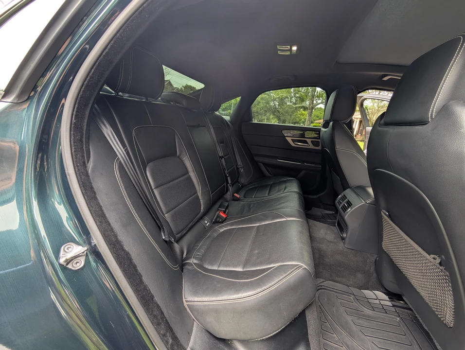 2016 Jaguar X260 XF - Image 28 of 31
